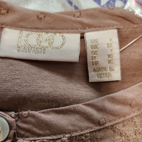 NWT LOGO by Lori Goldstein lace embroidered top - Picture 6 of 11